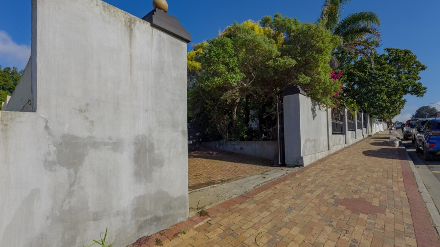 5 Bedroom Property for Sale in Bredasdorp Western Cape
